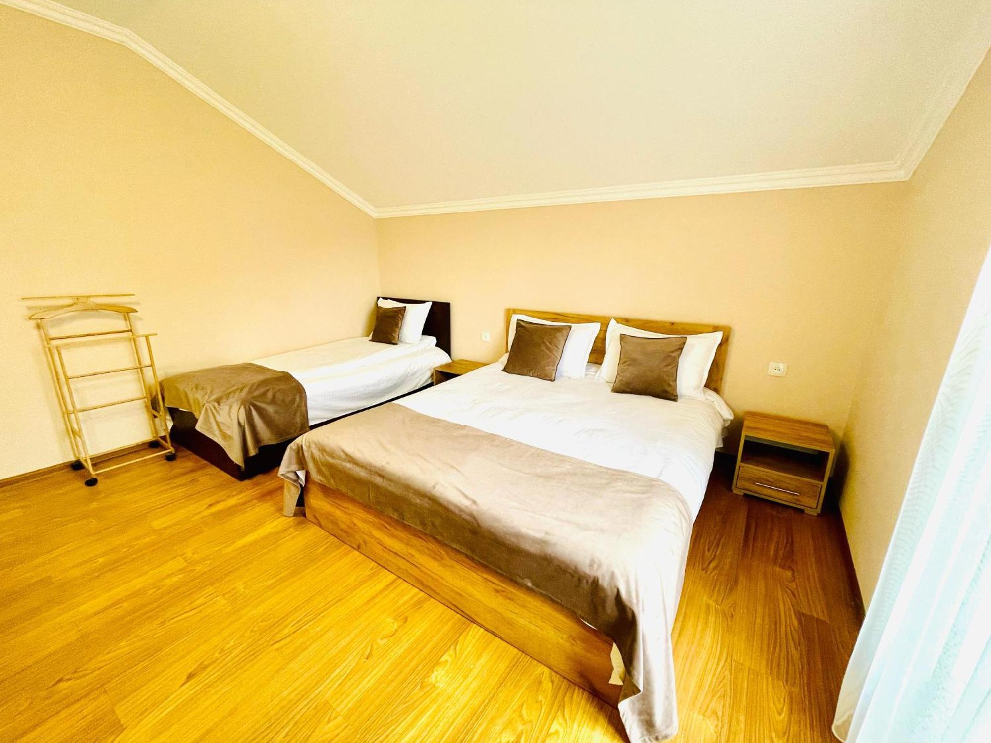 Zartonq Hotel Tatev Quarto foto